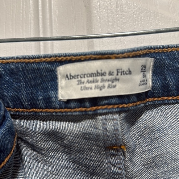 Abercrombie & Fitch jeans - Picture 4 of 5